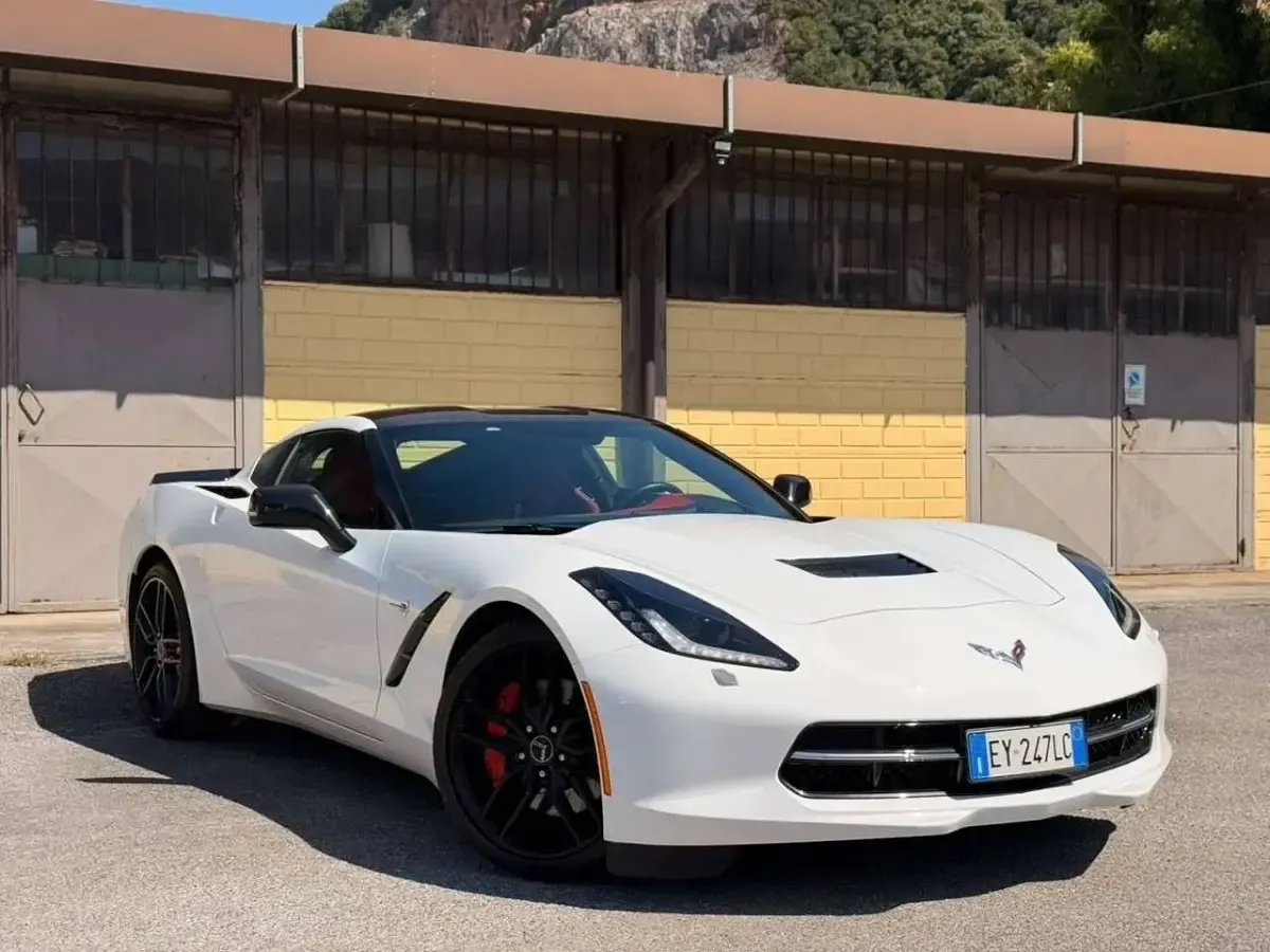 Usata Corvette Stingray 466 CV (342 kW) 2015 Bianco Coupé