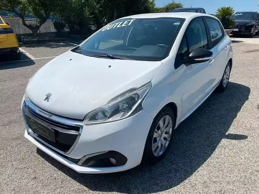 Usata Peugeot 208 75 CV (55 kW) 2016 Bianco Utilitaria