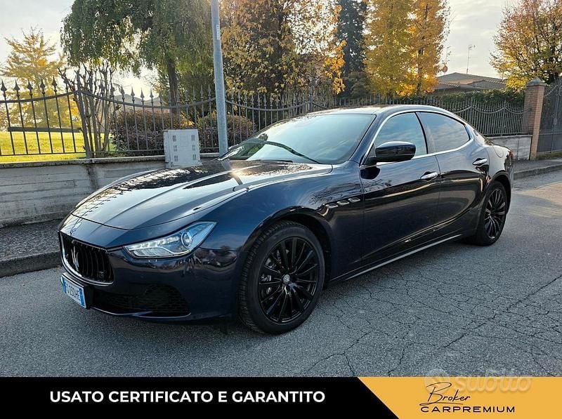 Blu/azzurro Usata 2017 Maserati Ghibli Tre volumi | 25.700 € (Super prezzo) - Immagine 1/4