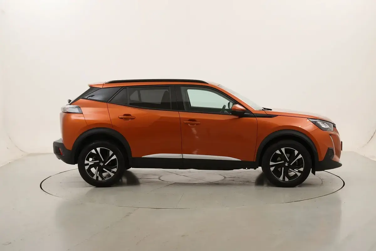 Usata Peugeot 2008 Allure 110 CV (80 kW) 2021 SUV