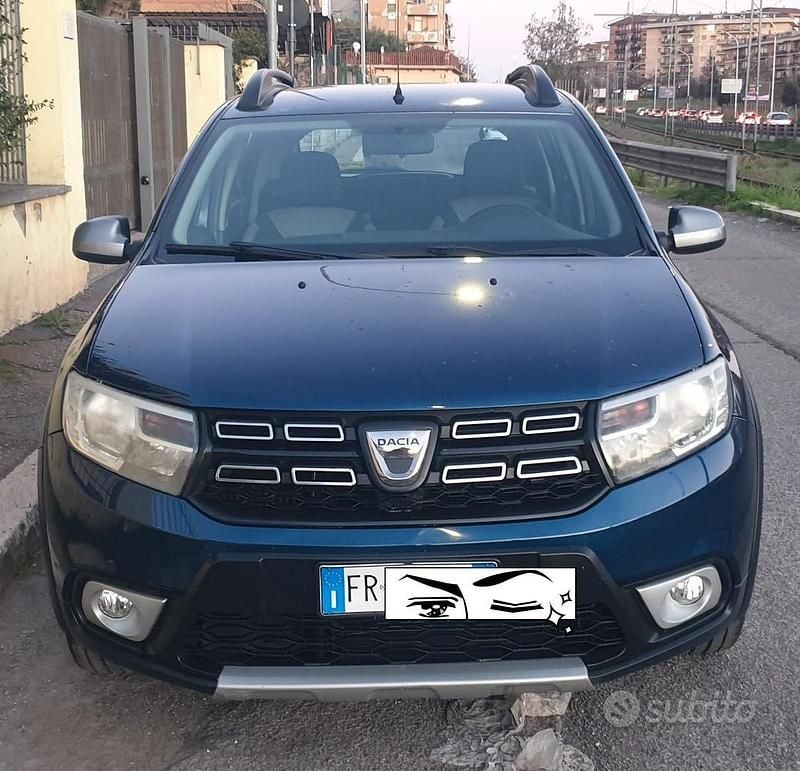 Usata Dacia Sandero 90 CV (66 kW) 2018 Blu Berlina