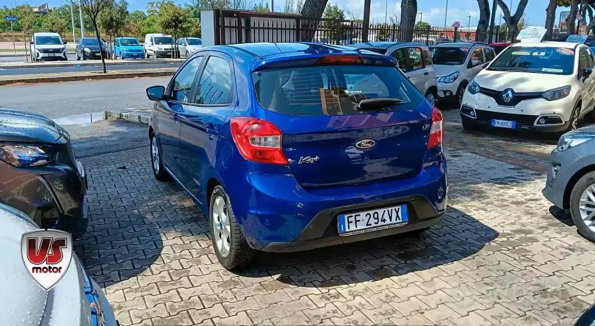 Usata Ford Ka Plus 86 CV (63 kW) 2016 Bluazzurro Utilitaria
