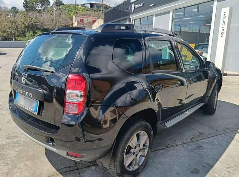 Usata Dacia Duster Lauréate 110 CV (80 kW) 2014 Nero SUV