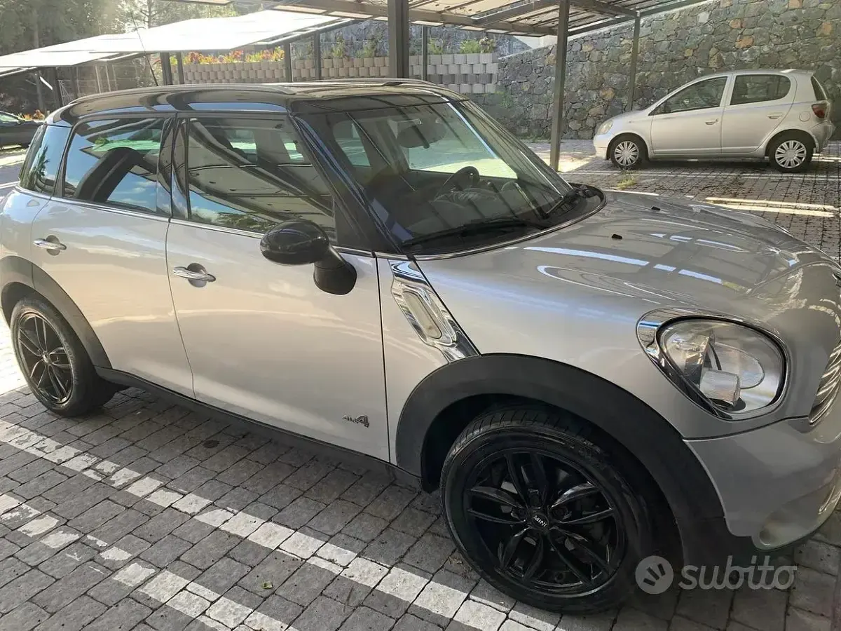 Usata Mini Cooper Countryman 111 CV (81 kW) 2014 Grigio SUV