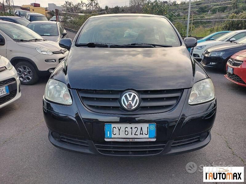Usata VW Fox 70 CV (51 kW) 2005 Nero Utilitaria