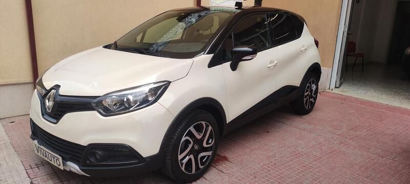 Usata Renault Captur 110 CV (80 kW) 2016 Beige SUV