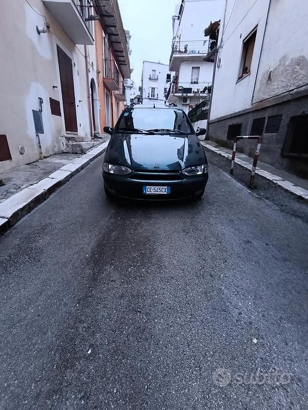 Verde Usata 1999 Fiat Palio Weekend Station wagon | 1300 € - Immagine 1/4