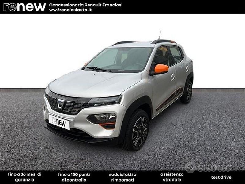 Usata Dacia Spring Comfort Plus 33 kW (45 CV) 2022 Grigio chiaro Utilitaria