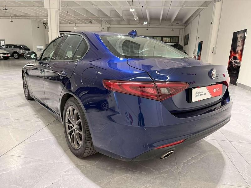 Usata Alfa Romeo Giulia Super 150 CV (110 kW) 2017 Blu Berlina