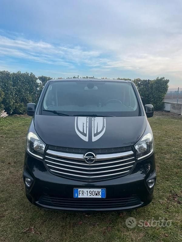 Usata 2018 Opel Vivaro Monovolume | 16.000 € (Buon prezzo) - Immagine 1/4