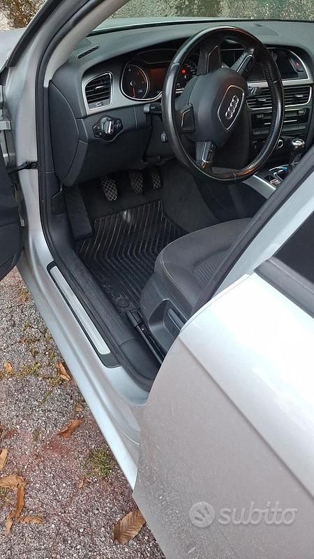 Usata Audi A4 177 CV (130 kW) 2013 Grigio Station wagon