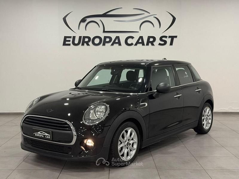 Usata Mini One D Hype 95 CV (69 kW) 2017 Nero Utilitaria