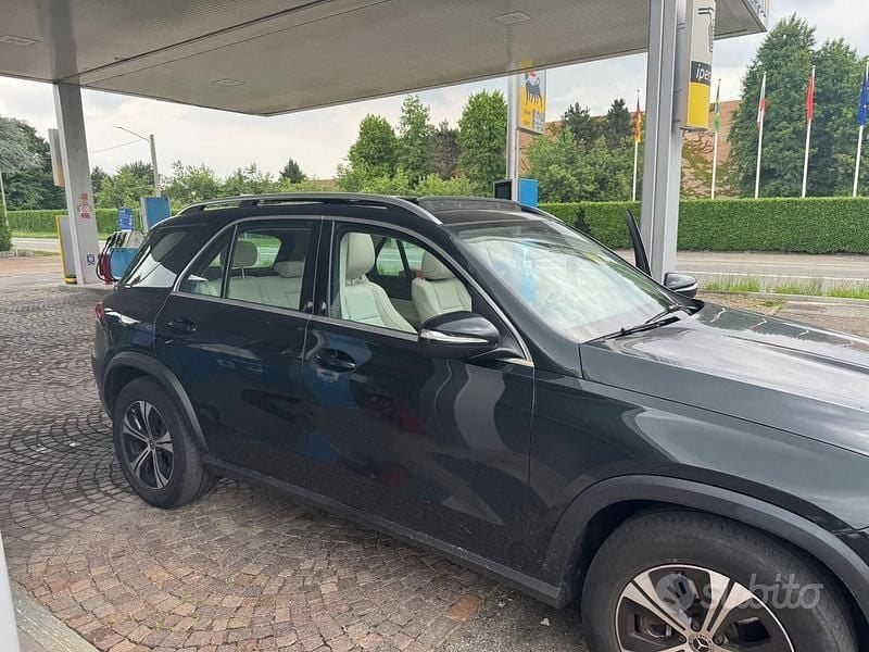 Gebraucht Mercedes GLE350 Premium 194 PS (142 kW) 2022 Grün SUV