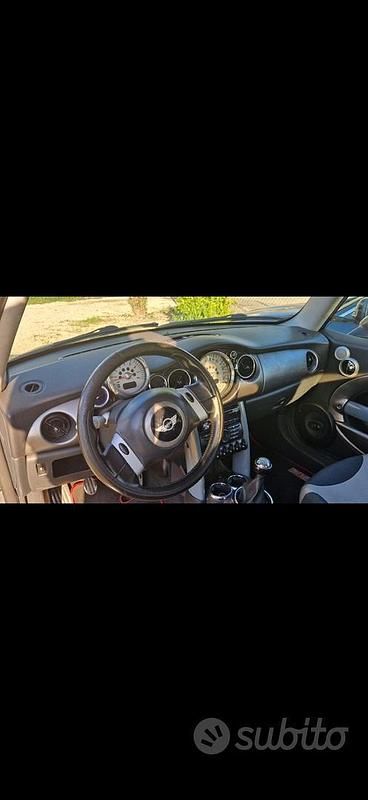 Usata Mini Cooper S Coupé 170 CV (125 kW) 2006 Grigio Coupé