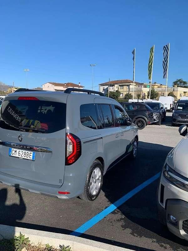 Usata Renault Kangoo Edition One 95 CV (69 kW) 2022 Grigio Monovolume
