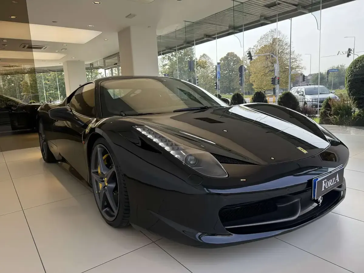 Usata Ferrari 458 570 CV (419 kW) 2011 Nero daytona Berlina