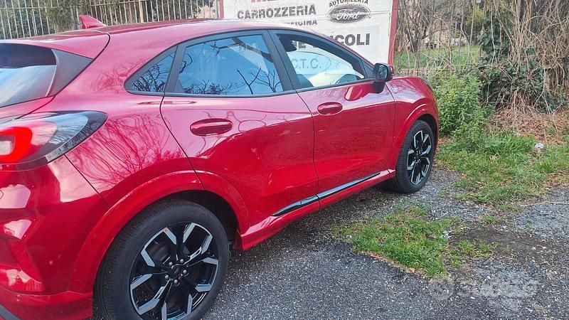 Usata Ford Puma 125 CV (91 kW) 2023 Rosso Berlina