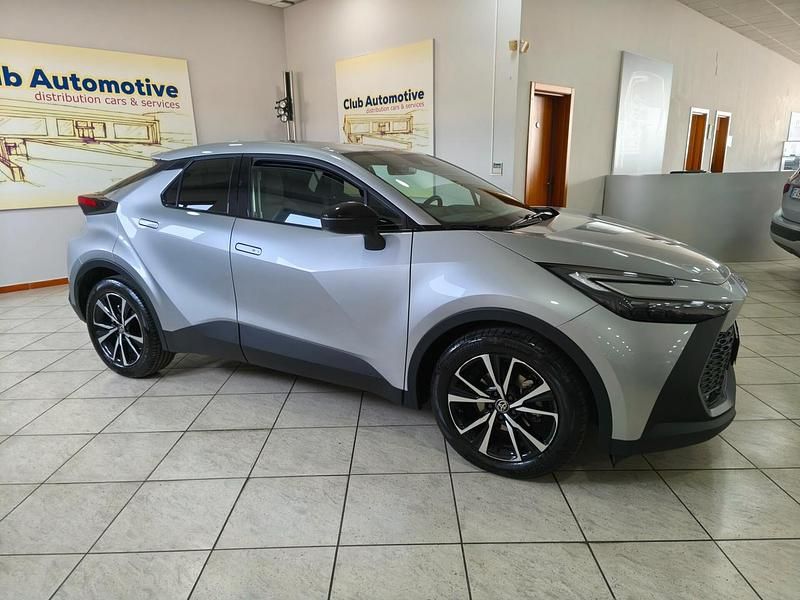 Usata Toyota C-HR Trend 97 CV (71 kW) 2025 Grigio SUV