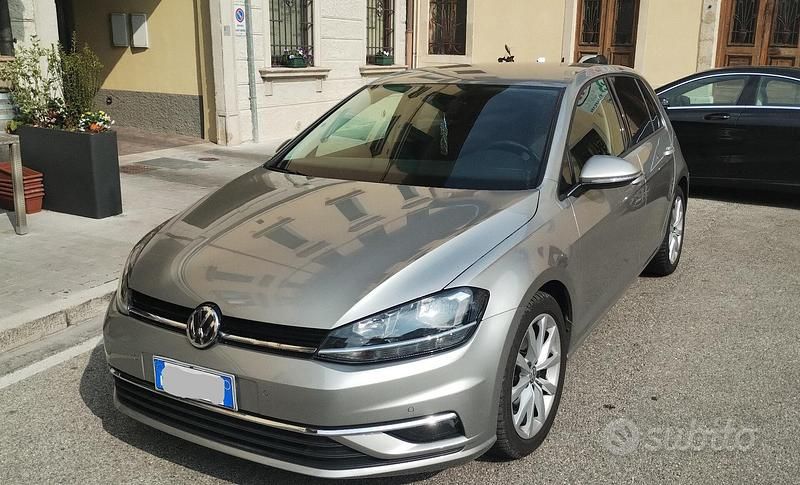 Usata VW Golf VII Highline 115 CV (84 kW) 2018 Grigio Berlina