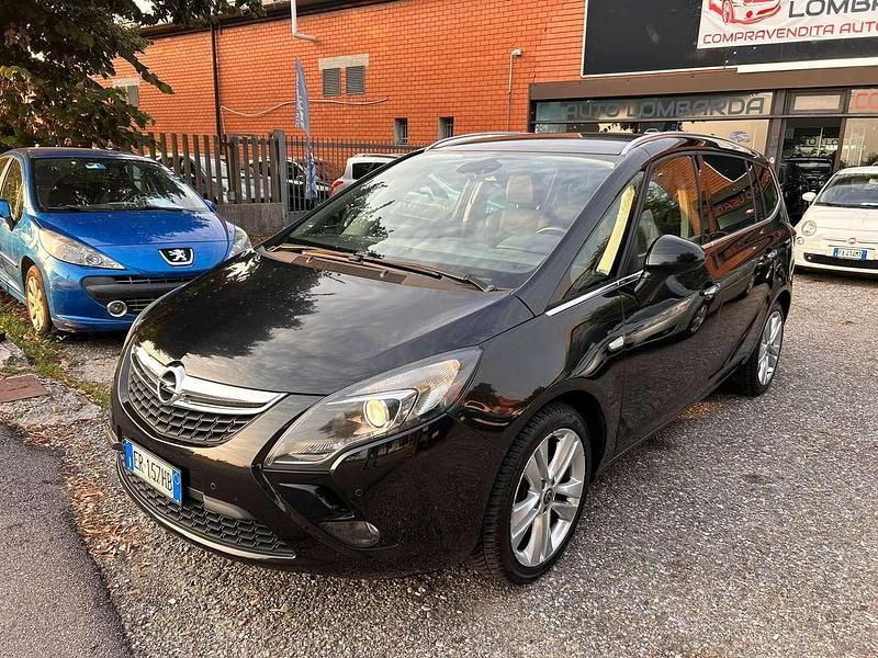 Nero Usata 2013 Opel Zafira Tourer Monovolume | 7900 € (Buon prezzo) - Immagine 1/4