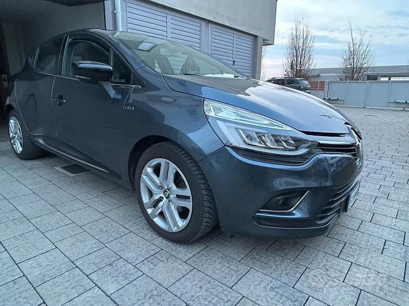 Usata Renault Clio IV 75 CV (55 kW) 2018 Grigio Berlina