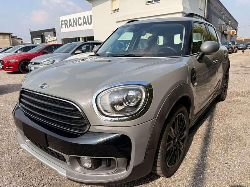 Usata Mini One Countryman 102 CV (75 kW) 2017 Grigio SUV