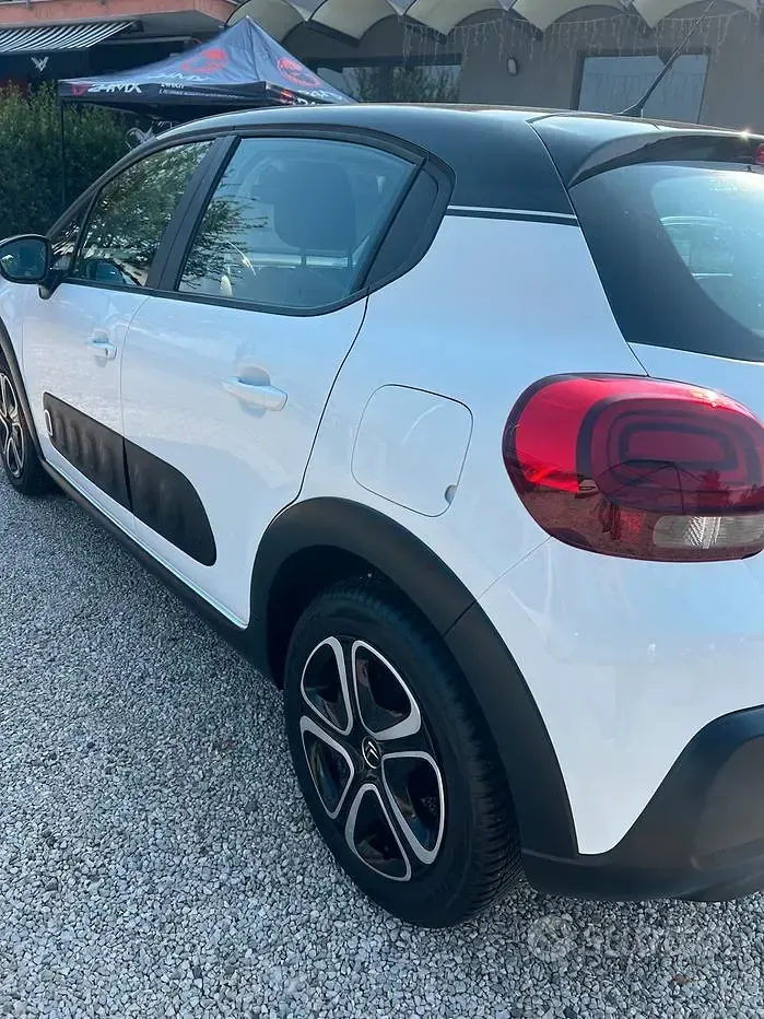 Usata Citroën C3 PureTech 82 CV (60 kW) 2017 Grigio Berlina