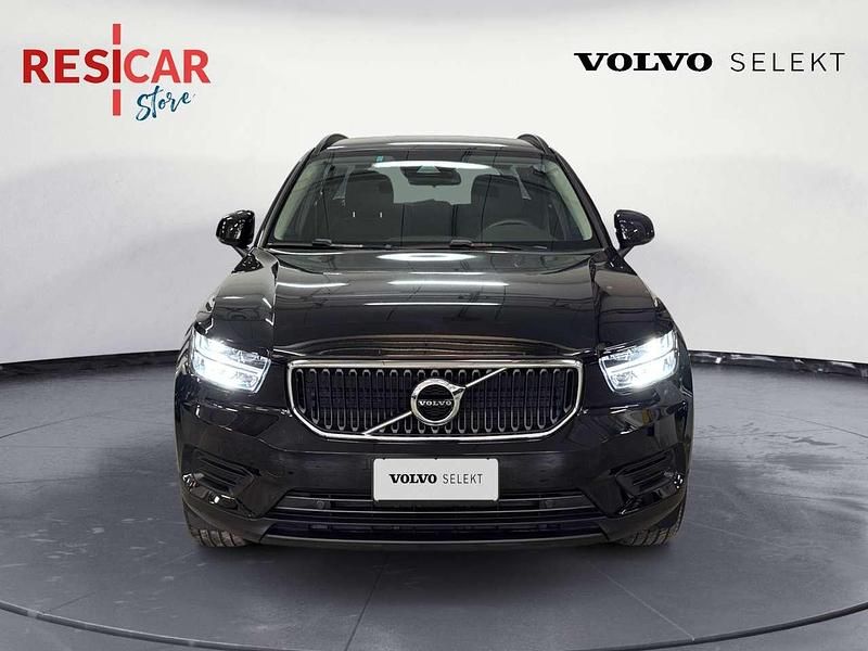 Usata Volvo XC40 Momentum 163 CV (119 kW) 2020 Nero SUV