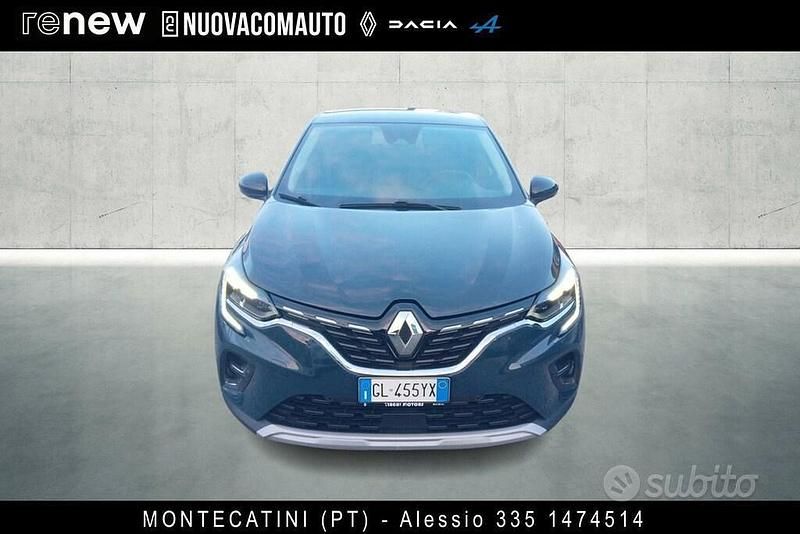 Begagnad Renault Captur Intens 101 HK (74 kW) 2023 Grå SUV