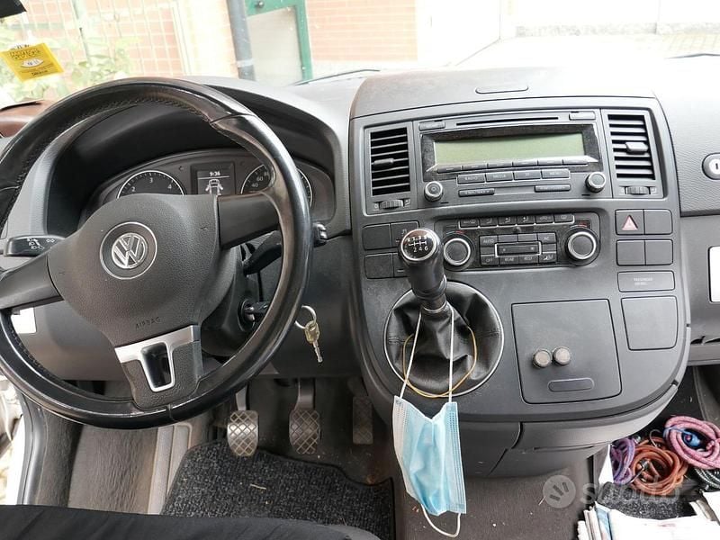 Usata VW Multivan 140 CV (102 kW) 2011 Bianco Furgone