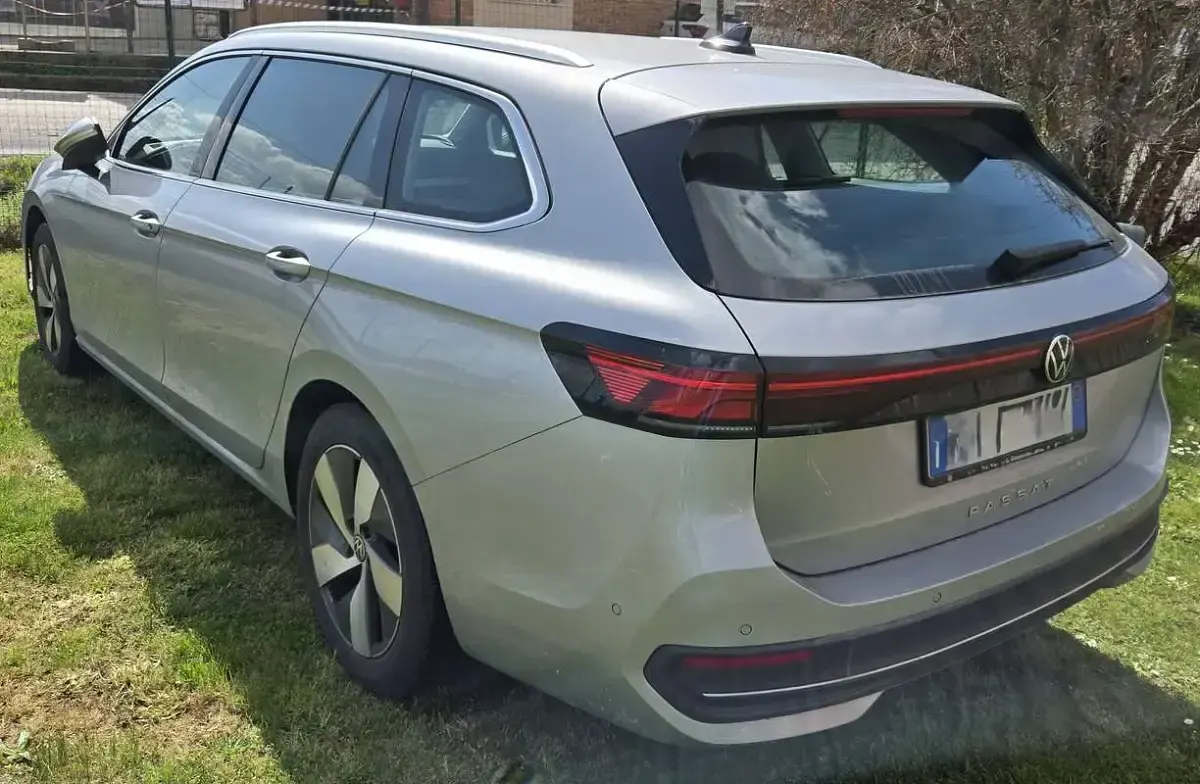 Usata VW Passat Business 150 CV (110 kW) 2024 Station wagon