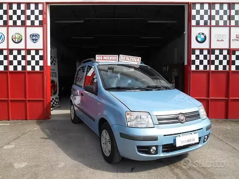 Usata Fiat Panda Dynamic 60 CV (44 kW) 2009 Blu/azzurro Utilitaria