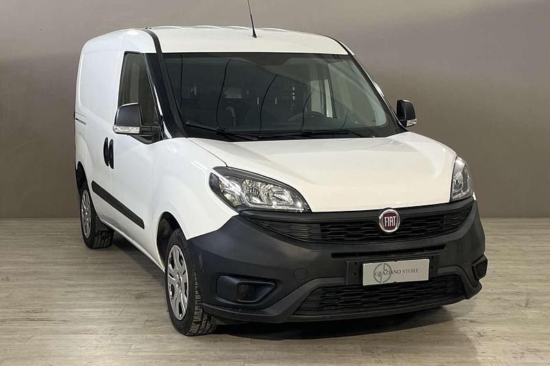Usata Fiat Doblò S 95 CV (69 kW) 2019 Bianco Monovolume
