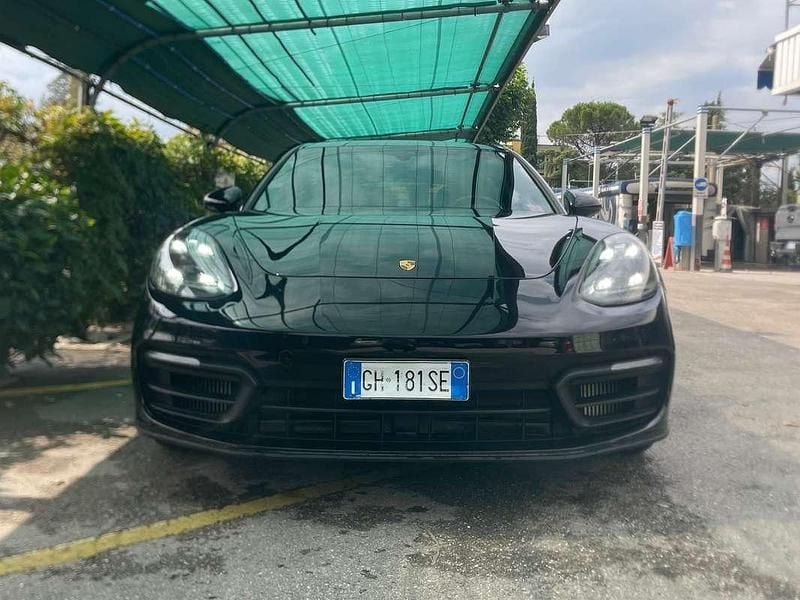 Usata Porsche Panamera Platinum Edition 330 CV (242 kW) 2022 Nero Station wagon