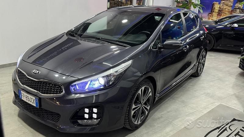 Usata Kia Ceed GT GT-Line 136 CV (100 kW) 2018 Grigio Berlina