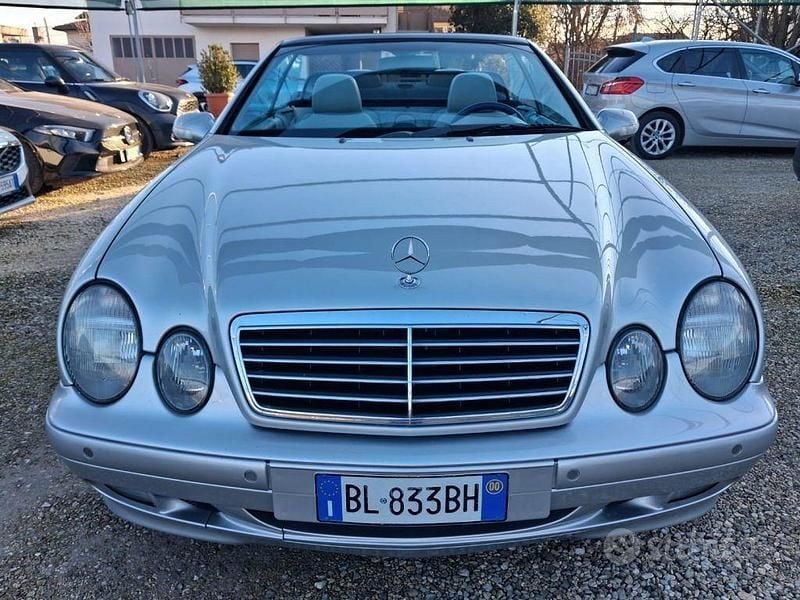 Occasion Mercedes CLK200 Avantgarde 192 ch (141 kW) 2000 Gris Cabriolet