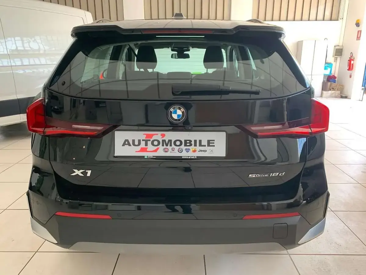 Usata BMW X1 150 CV (110 kW) 2024 Nero SUV
