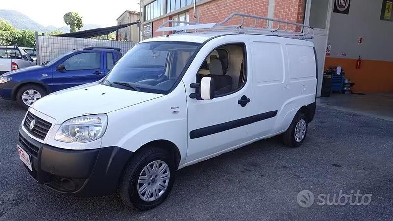 Usata Fiat Doblò 85 CV (62 kW) 2006 Bianco Monovolume