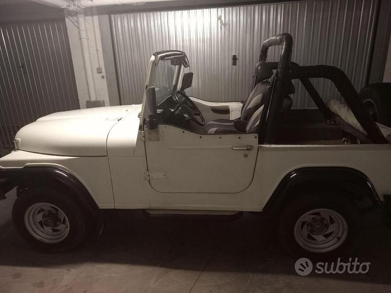 Usata Ssangyong (KGM) Korando 68 CV (50 kW) 1992 Bianco SUV