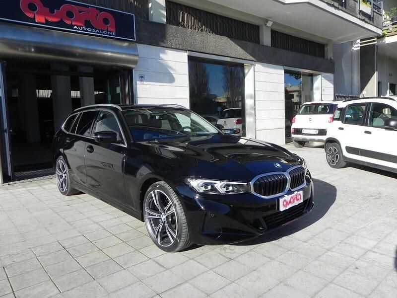 Usata BMW 318 149 CV (109 kW) 2023 Nero Station wagon