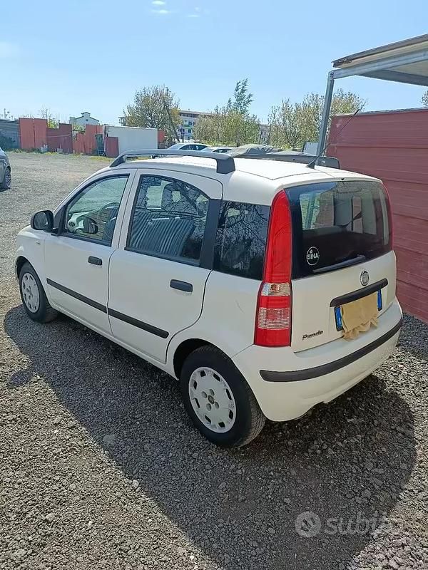 Usata Fiat Panda 69 CV (50 kW) 2012 Bianco Utilitaria