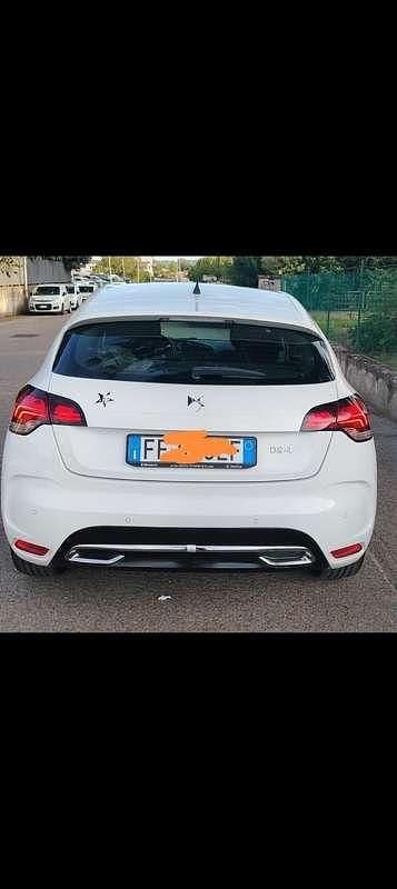 Usata Citroën DS4 Chic 114 CV (83 kW) 2015 Utilitaria