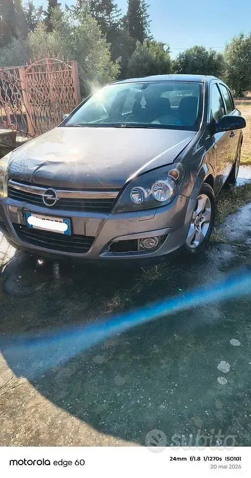 Usata Opel Astra 101 CV (74 kW) 2005 Grigio Utilitaria