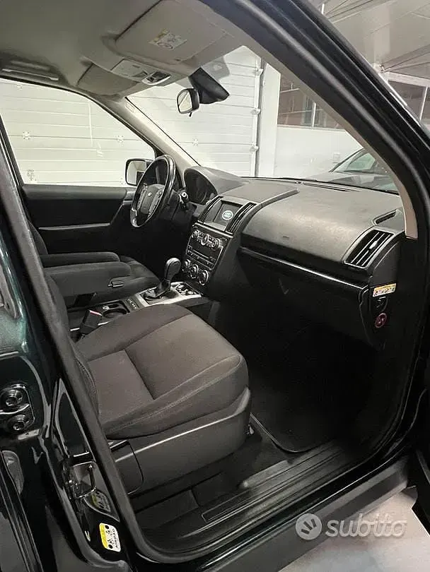 Usata Land Rover Freelander 2 150 CV (110 kW) 2014 Nero SUV