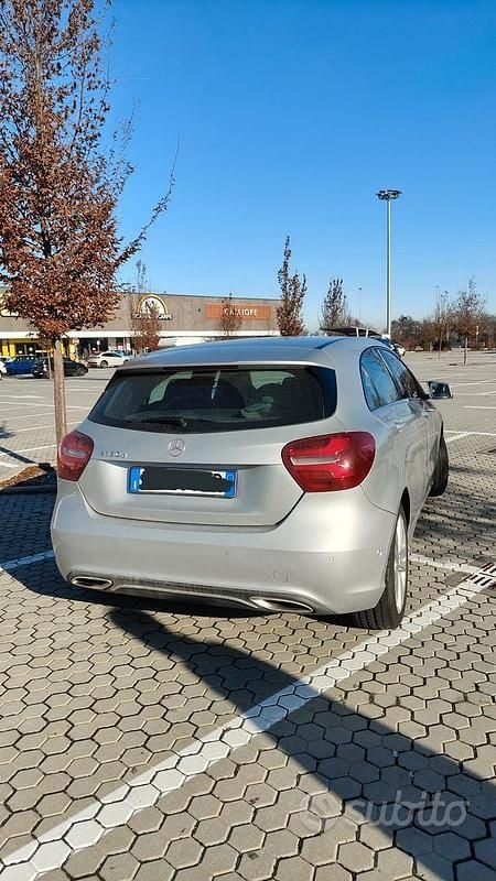 Usata Mercedes A180 Executive 2017 Grigio Berlina