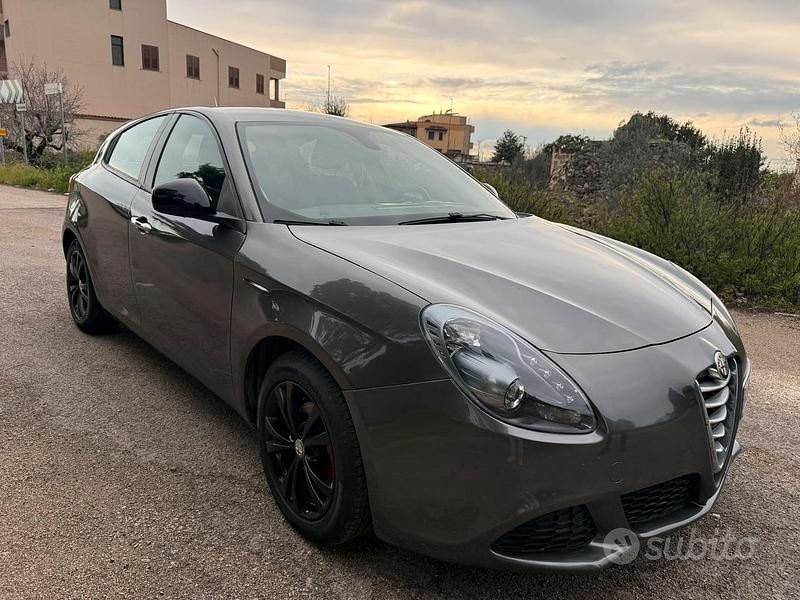 Usata Alfa Romeo Giulietta 120 CV (88 kW) 2016 Utilitaria