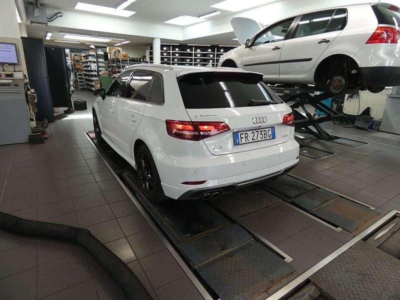 Occasion Audi A3 Sport 150 ch (110 kW) 2018 Blanc Berline