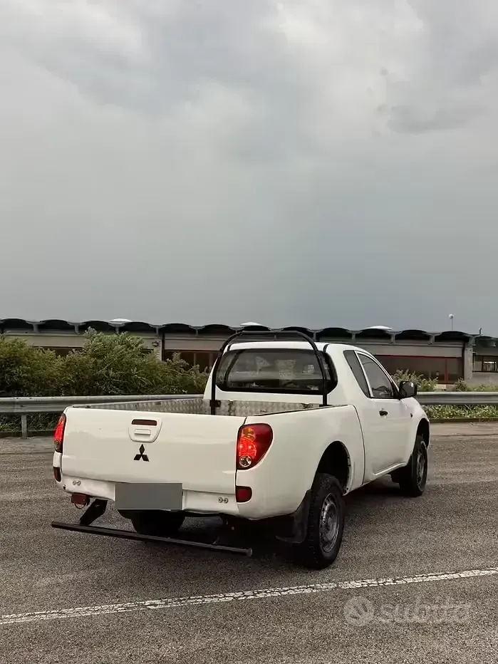 Usata Mitsubishi L200 136 CV (100 kW) 2008 Pick-up