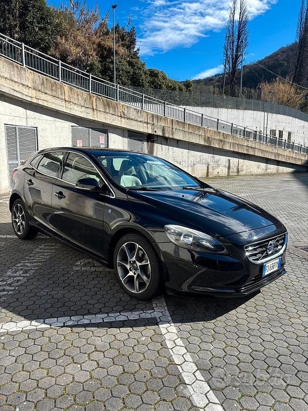 Usata Volvo V40 2016 Nero Berlina