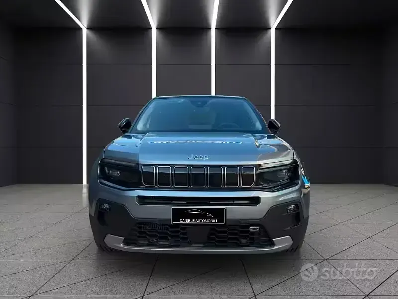 Usata Jeep Avenger Summit 101 CV (74 kW) 2023 Nero SUV